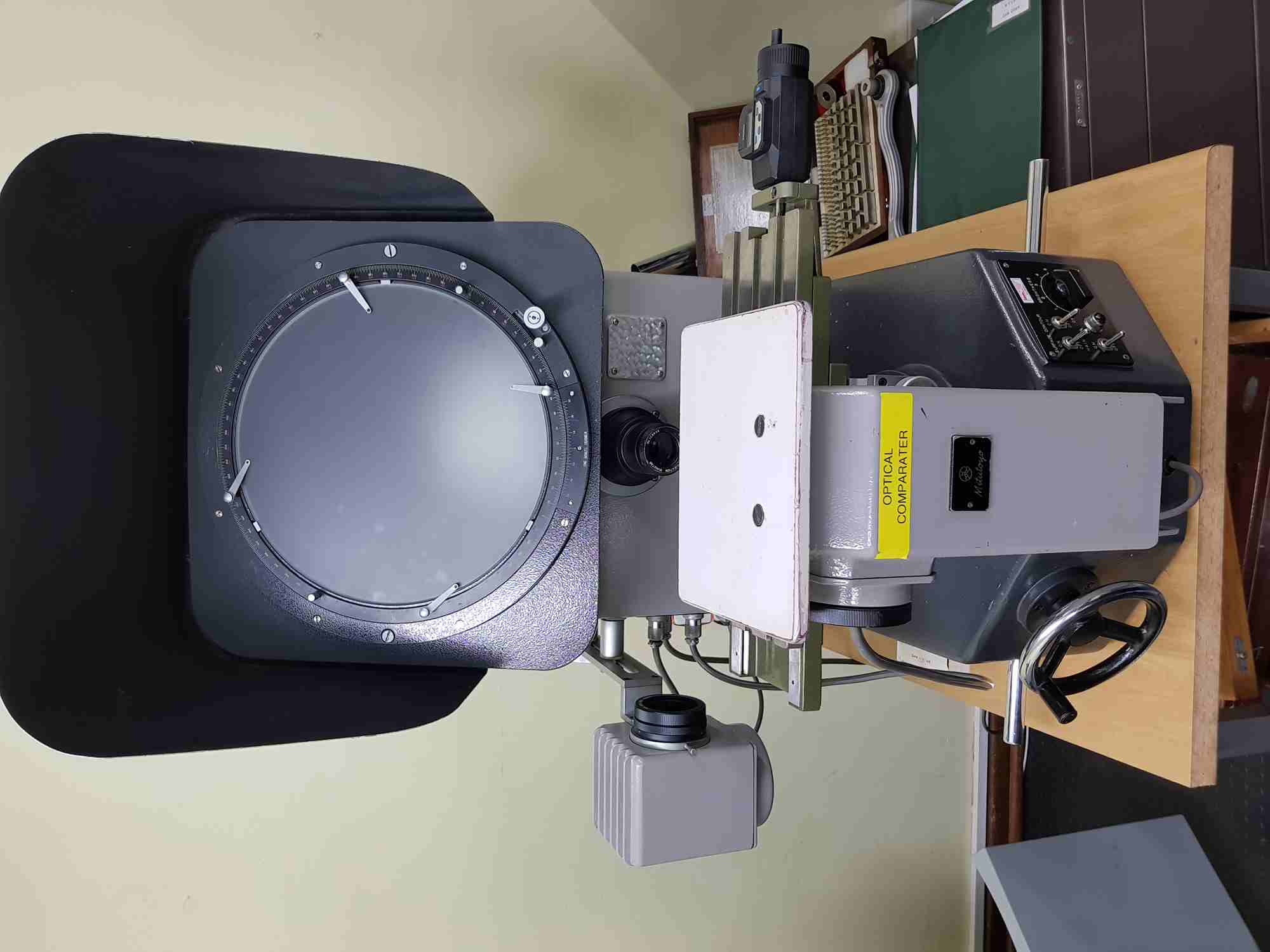 Dimensional Profile Projector (Make an offer)